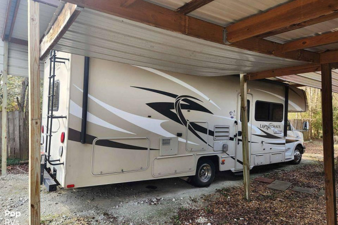 2014 Leprechaun 280 DS