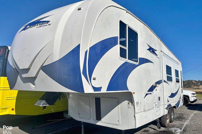 2009 Road Ranger 299FR