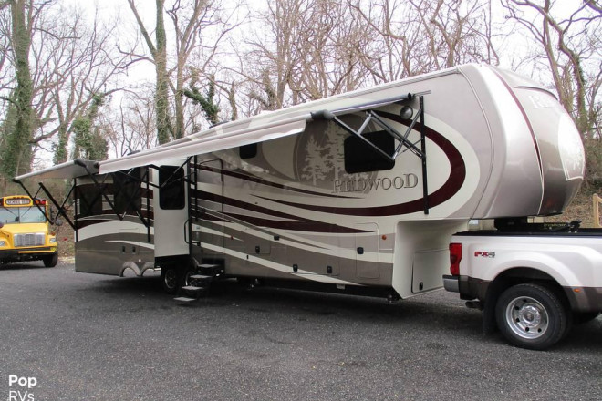 2015 Redwood 38GK