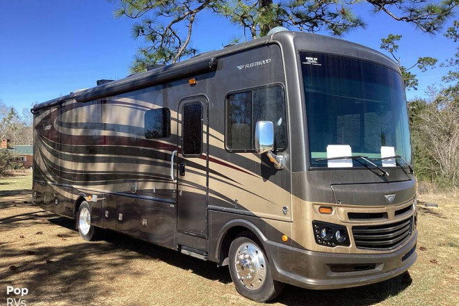 2017 Bounder 33C