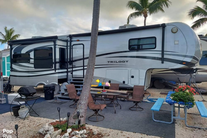2014 Trilogy 3650RL