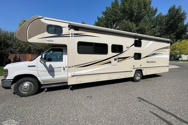 2018 Minnie Winnie 31G