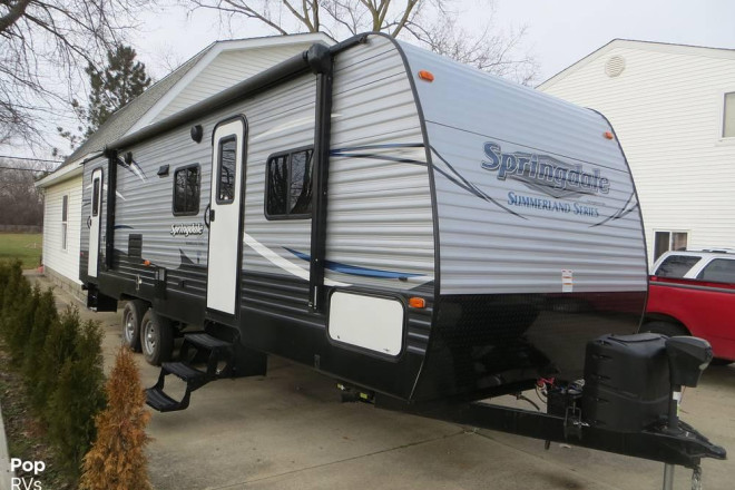 2017 Springdale Summerland 2820 BH