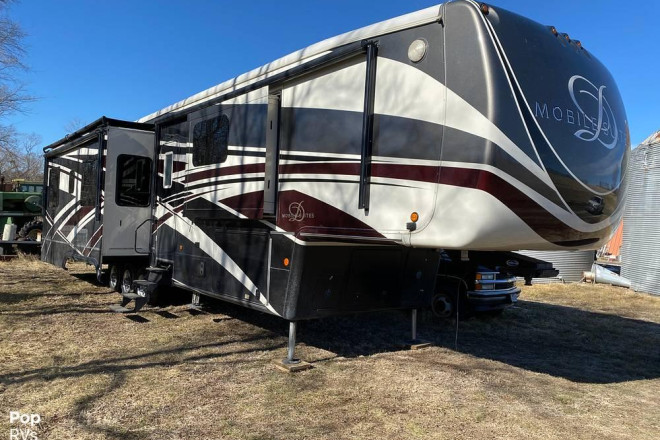 2017 Mobile Suites 44 HOUSTON