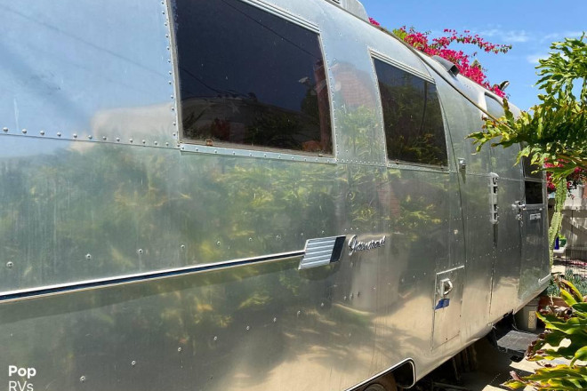 1966 Land Yacht Ambassador  28