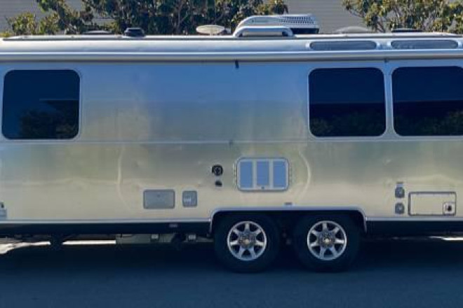 2016 Flying Cloud 25FB