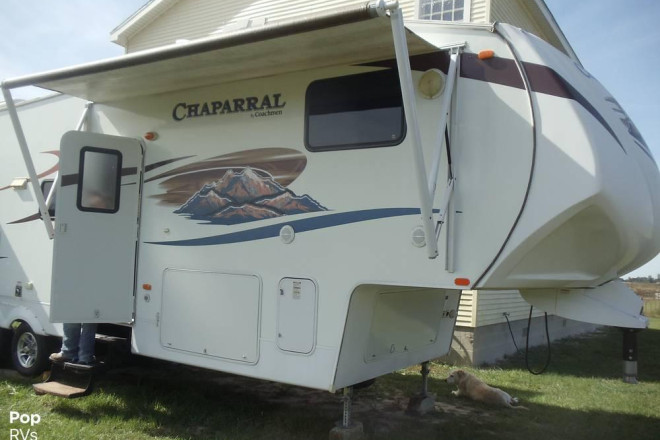 2010 Chaparral 269BHS