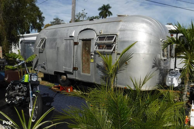 1954 Flying Cloud 22