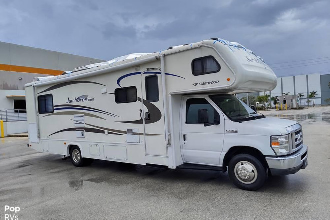 2009 Jamboree Sport 31W