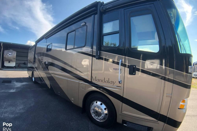 2005 Mandalay 40E