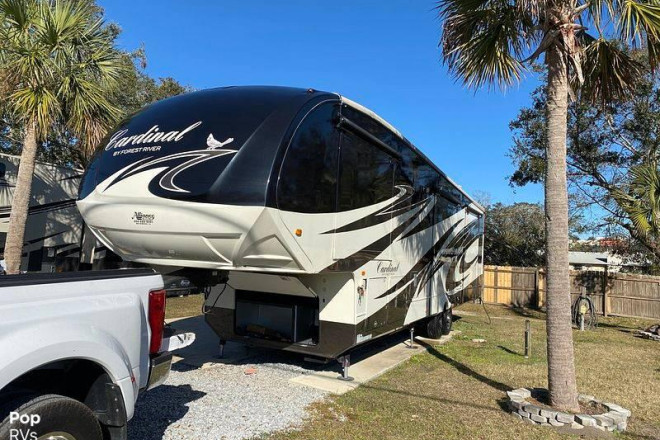 2015 Cardinal 3450RL