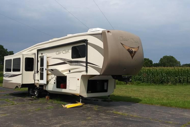 2015 Cedar Creek 38CK