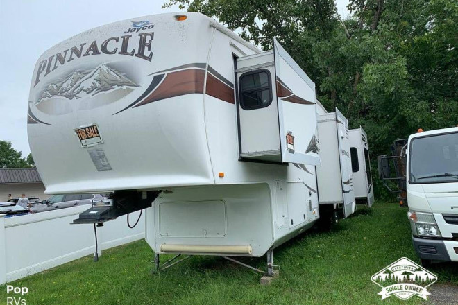 2012 Pinnacle 36REQS