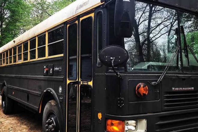 2000 Other Genesis IS3-35 3900FC AmTran FE