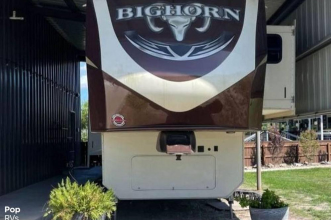 2017 Bighorn M-3970RD