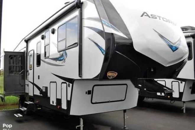 2019 Aerolite 3273MBF