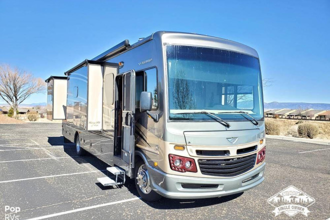 2016 Bounder 34T