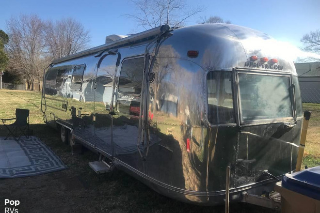 1974 Sovereign 31 Twin Rear Bath