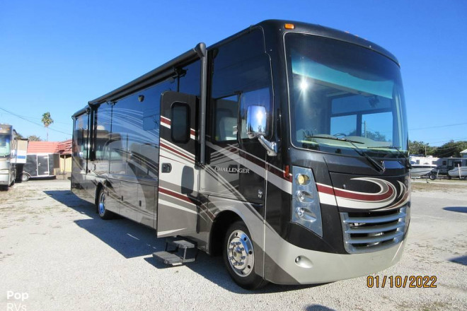 2015 Challenger 37GT