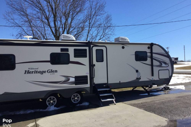 2018 Heritage Glen 326RL