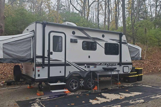 2021 Jay Feather X19H