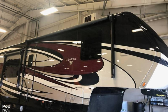 2021 Beacon 42RDB