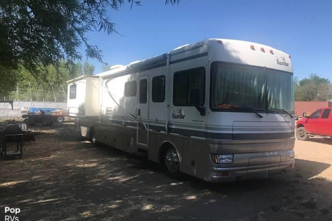 2002 Bounder 39R