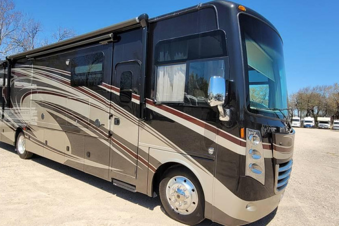 2015 Challenger 37GT