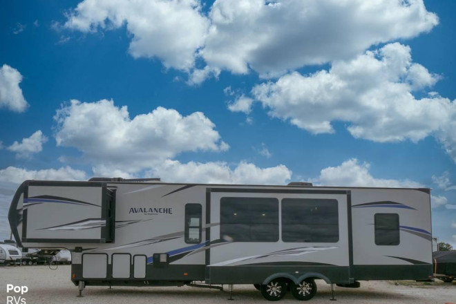 2018 Avalanche 385bg