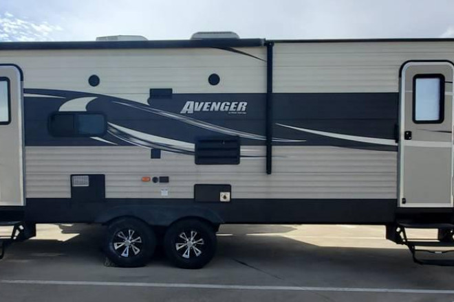2017 Avenger 28RLS