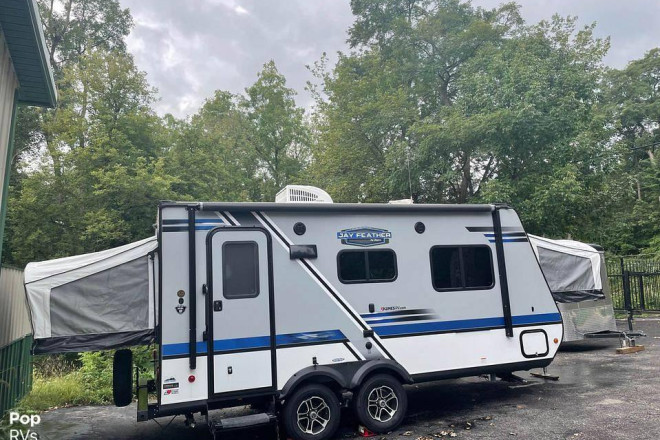2019 Jay Feather X19H