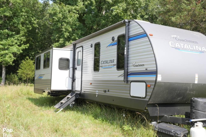 2021 Catalina 333RETS