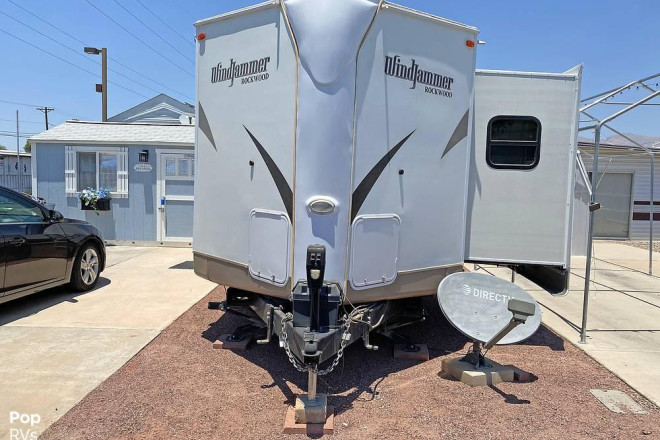 2017 Rockwood Windjammer 3029W