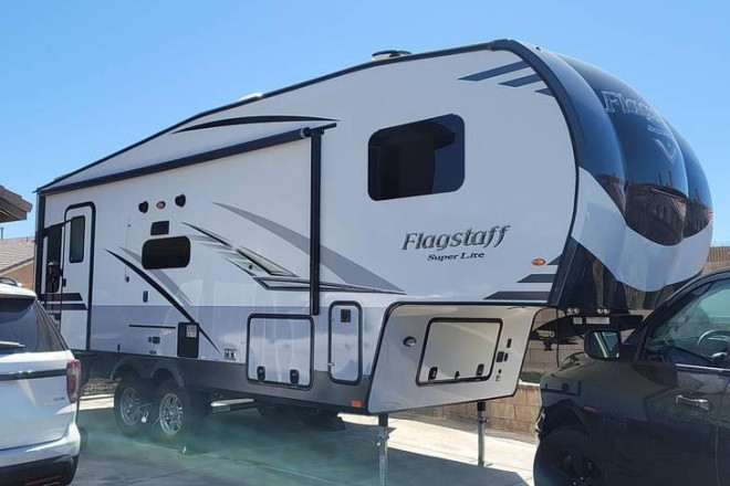 2021 Flagstaff 524LWS Super Lite