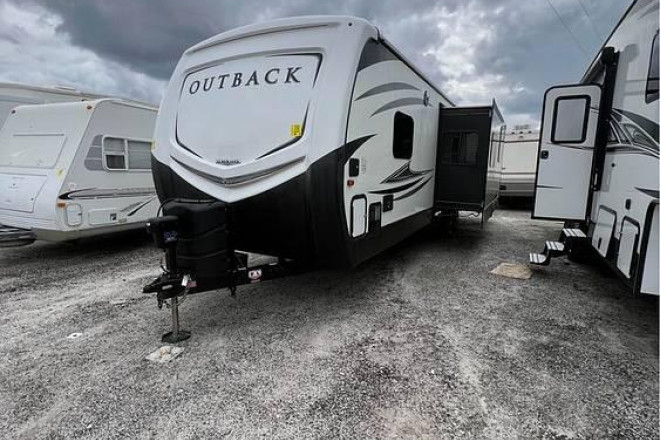 2018 Outback 325BH