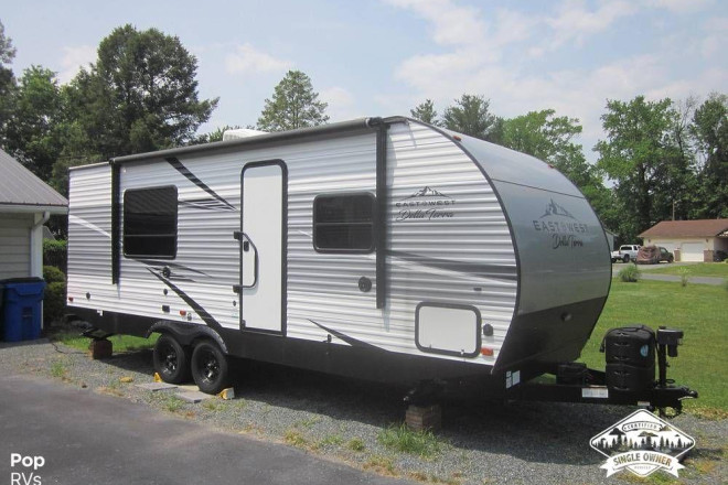 2021 Della Terra 230RB