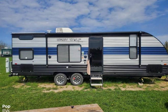 2022 Grey Wolf 26DJSE