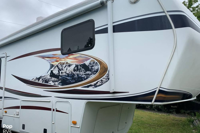 2012 Montana 3400RL