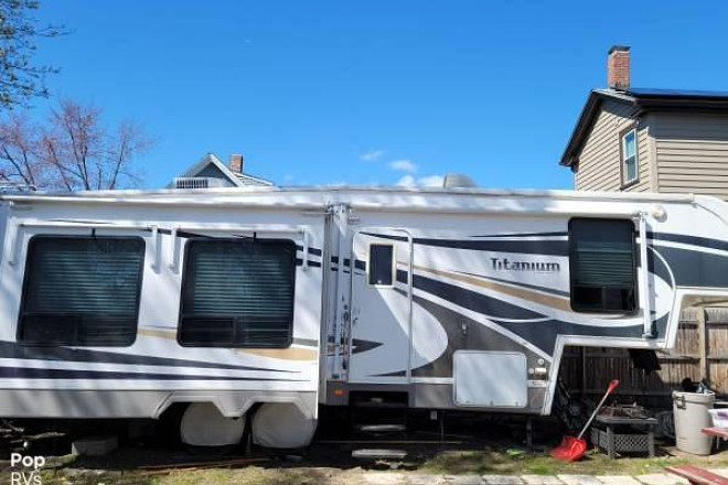 2007 Titanium 30E35TS