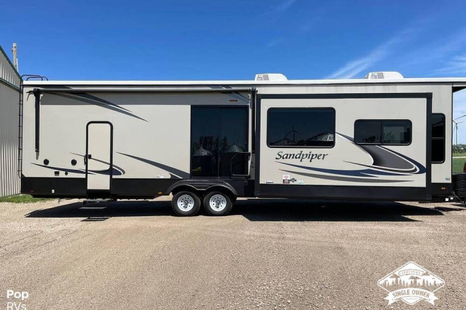 2021 Sandpiper Destination 399LOFT