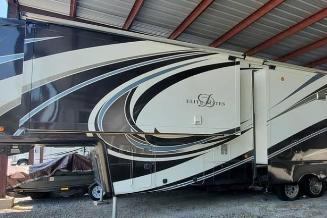 2014 Elite Suites 38RSSB3