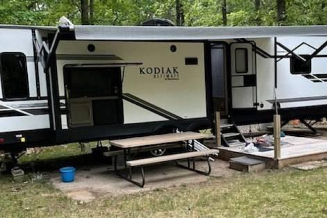 2021 Kodiak 3221RLSL