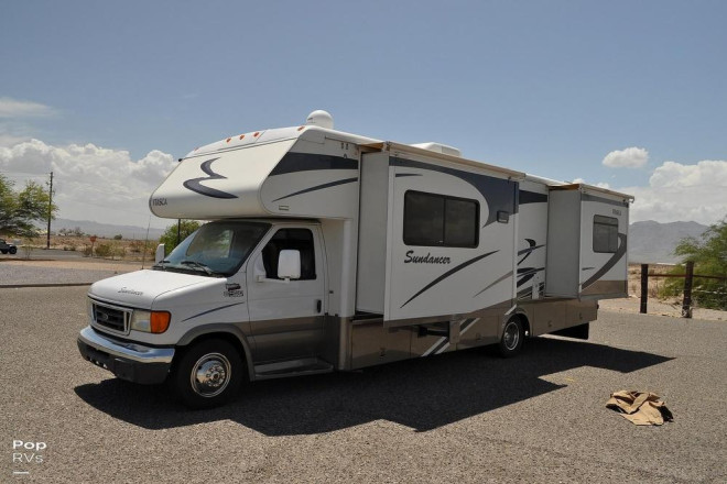 2005 Sundancer 30V