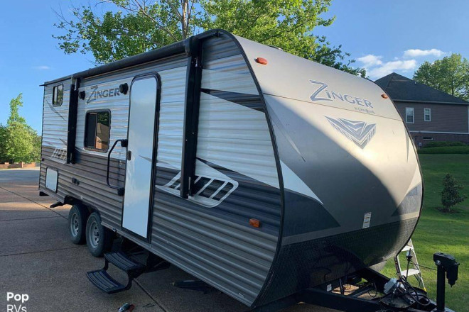 2018 Zinger ZR205BH