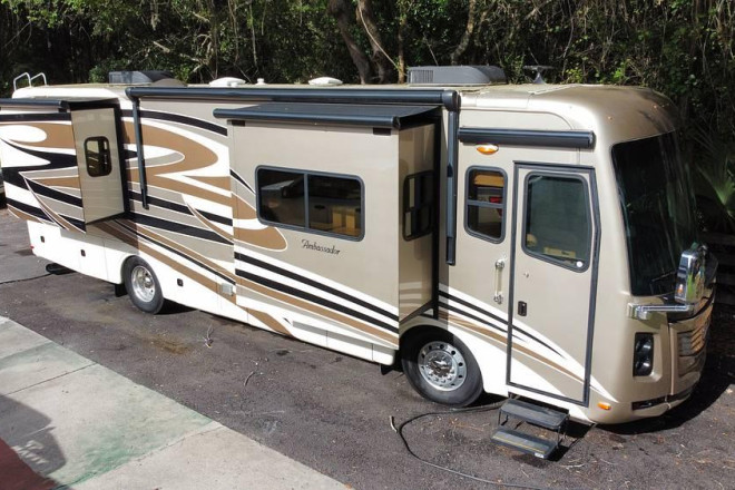 2013 Ambassador 36PFT