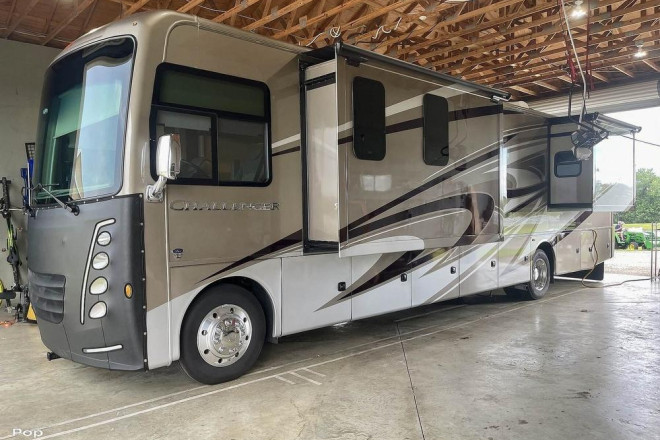 2021 Challenger 37DS