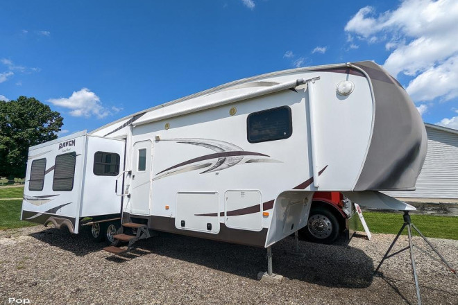 2013 Raven 3300 CK