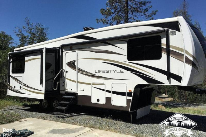 2016 Lifestyle LS32RL