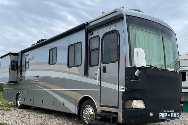 2007 Bounder 38V