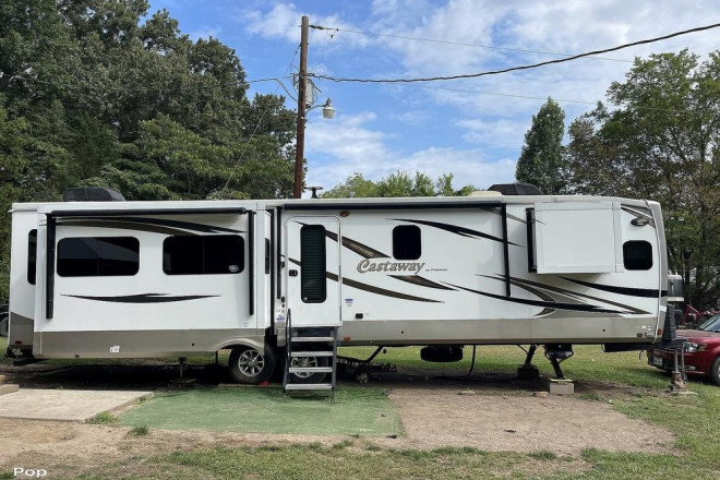 2019 Columbus CMT77MB